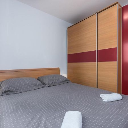 Apartment Roberto Punta Poreč Exteriör bild